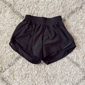 lululemon hotty hot shorts